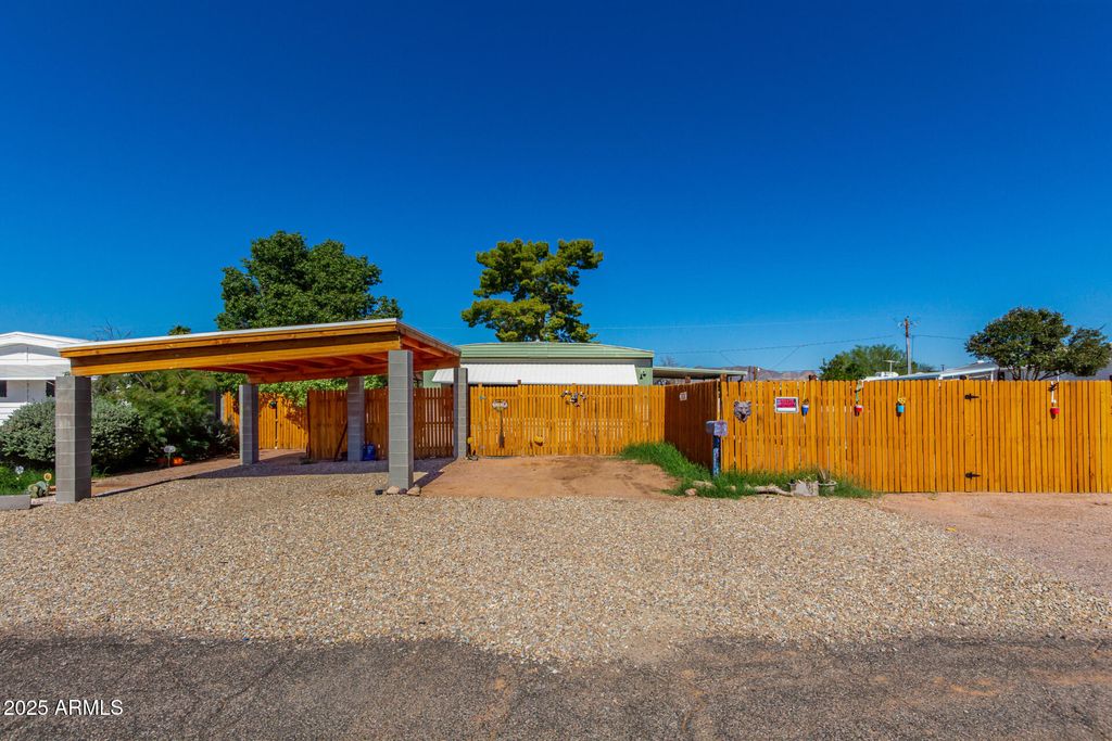 Photo of 11252 E Boise Street E, Apache Junction, AZ 85120 (MLS # 6939162)