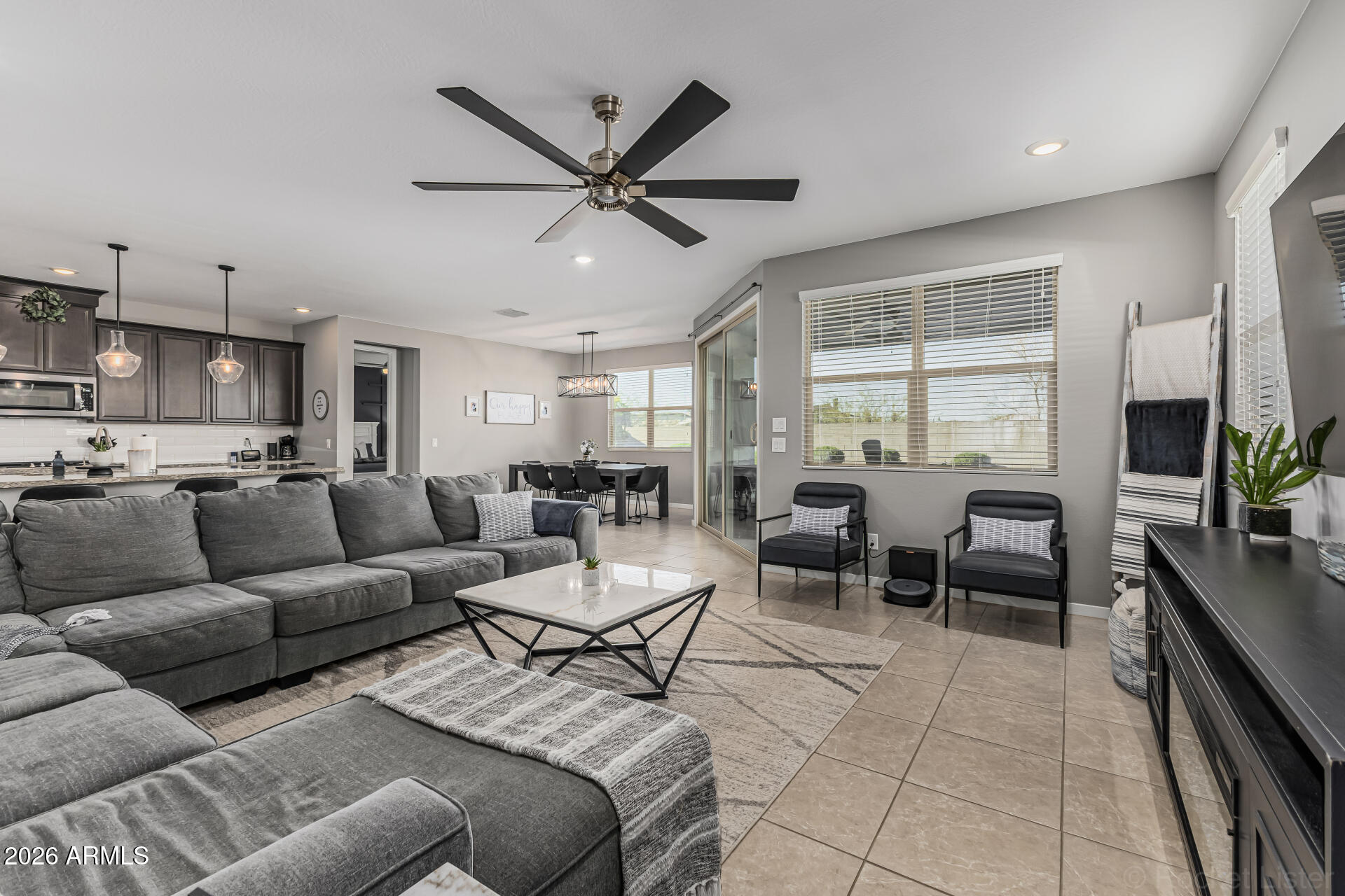 4040 E CAITLIN Drive