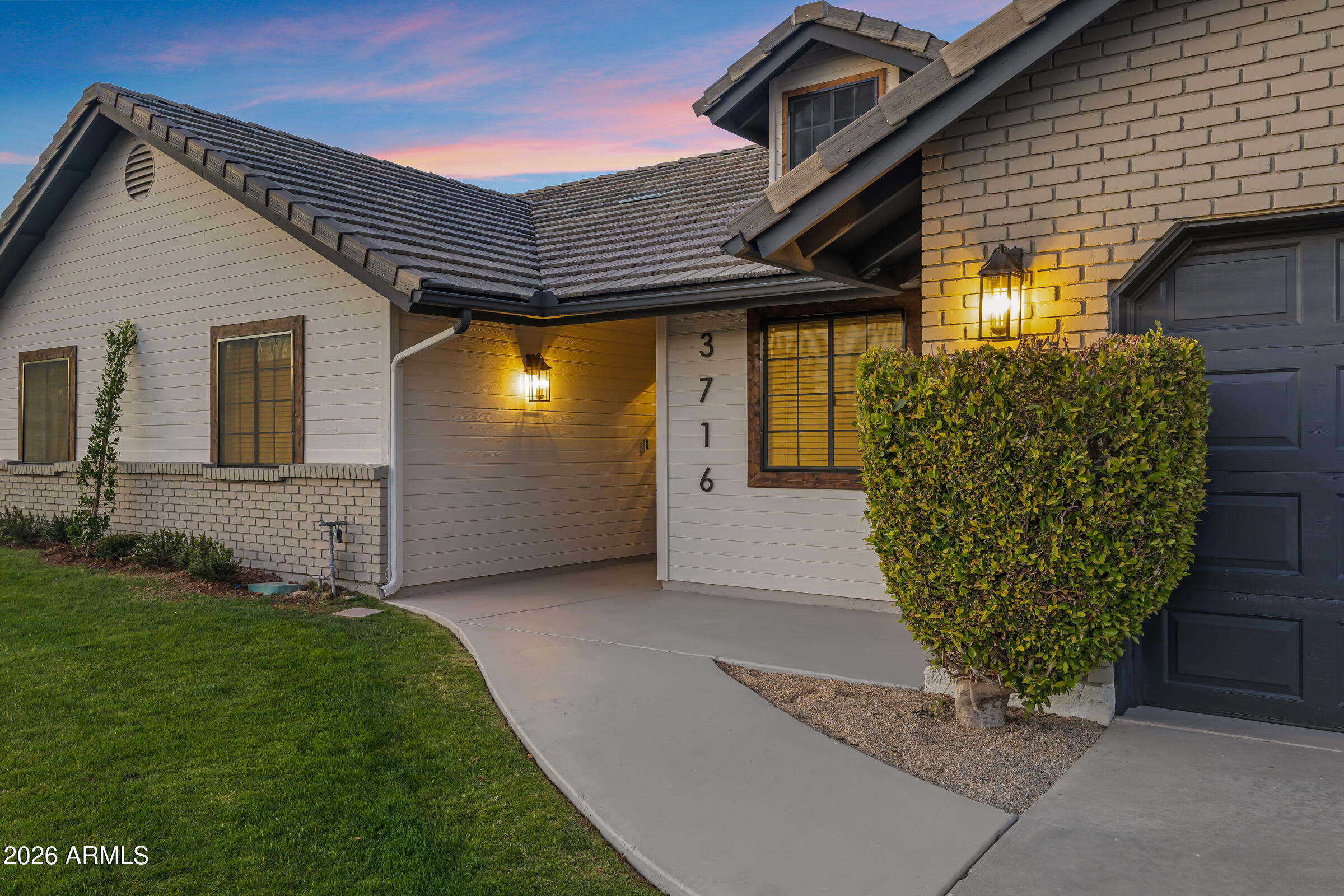 3716 E DARTMOUTH Street