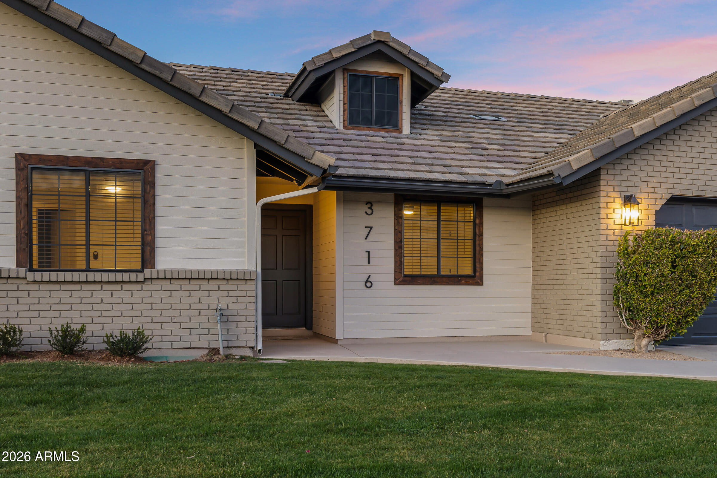 3716 E DARTMOUTH Street