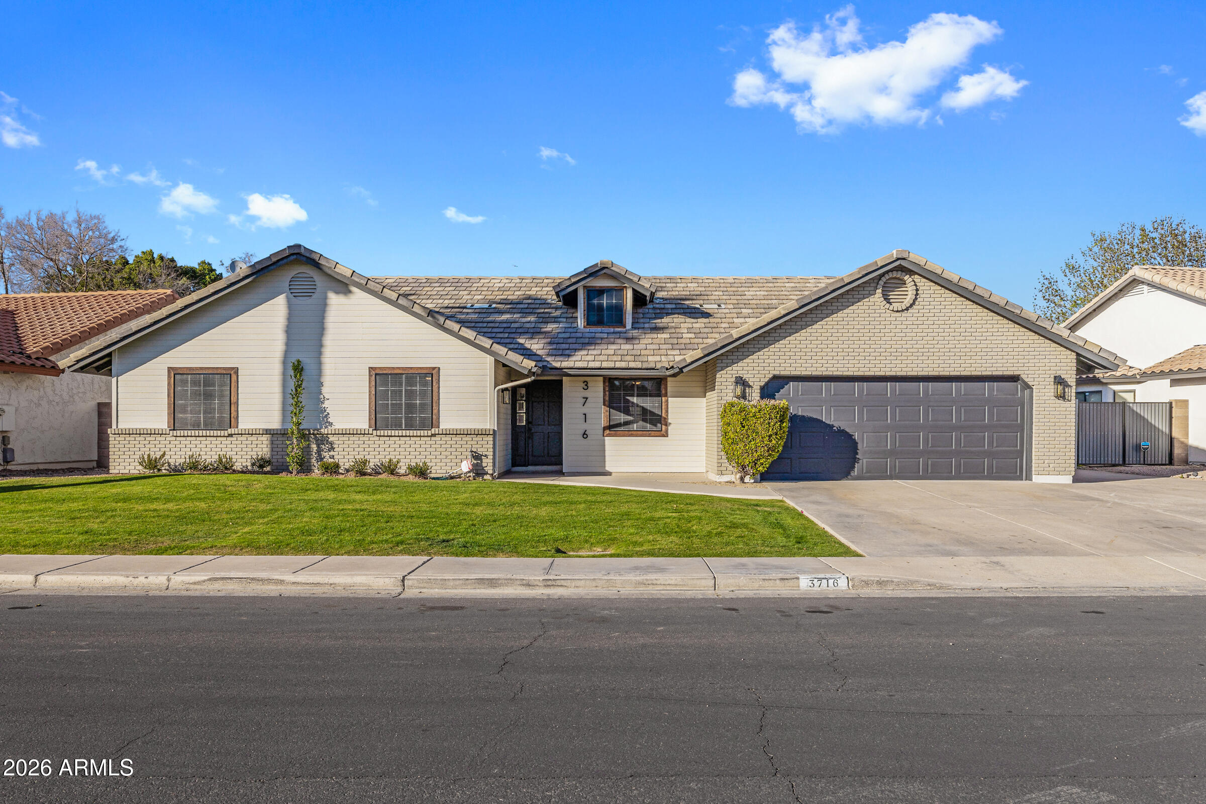 3716 E DARTMOUTH Street