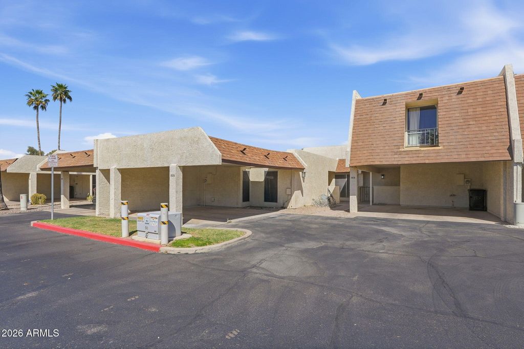 Photo of 1924 E Duke Drive, Tempe, AZ 85283 (MLS # 6998145)