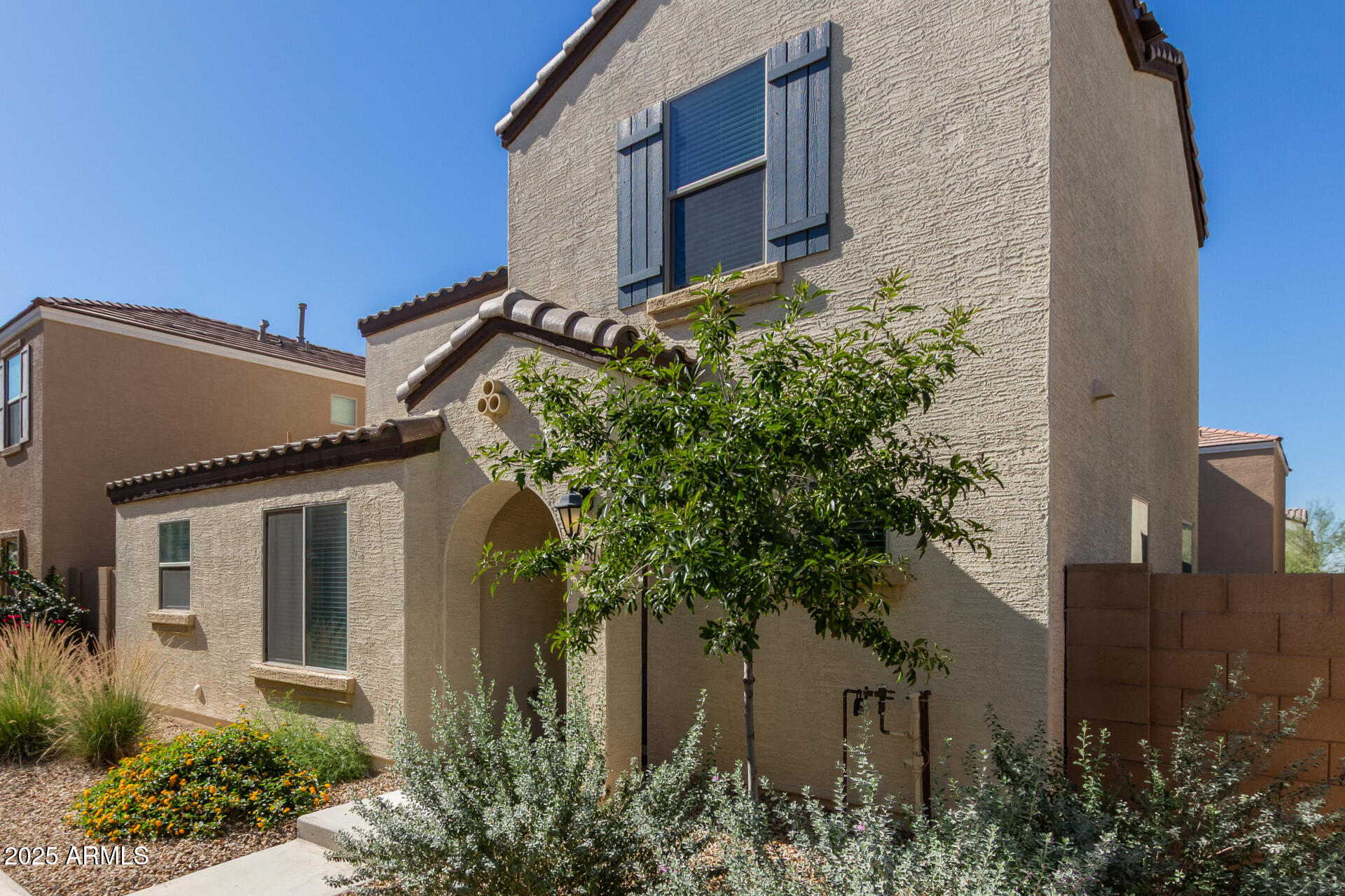 8029 W ALBENIZ Place