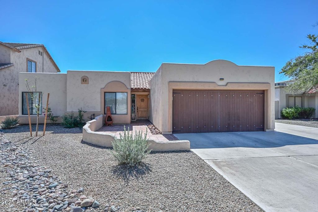 Photo of 4411 W Acoma Drive, Glendale, AZ 85306 (MLS # 6920804)