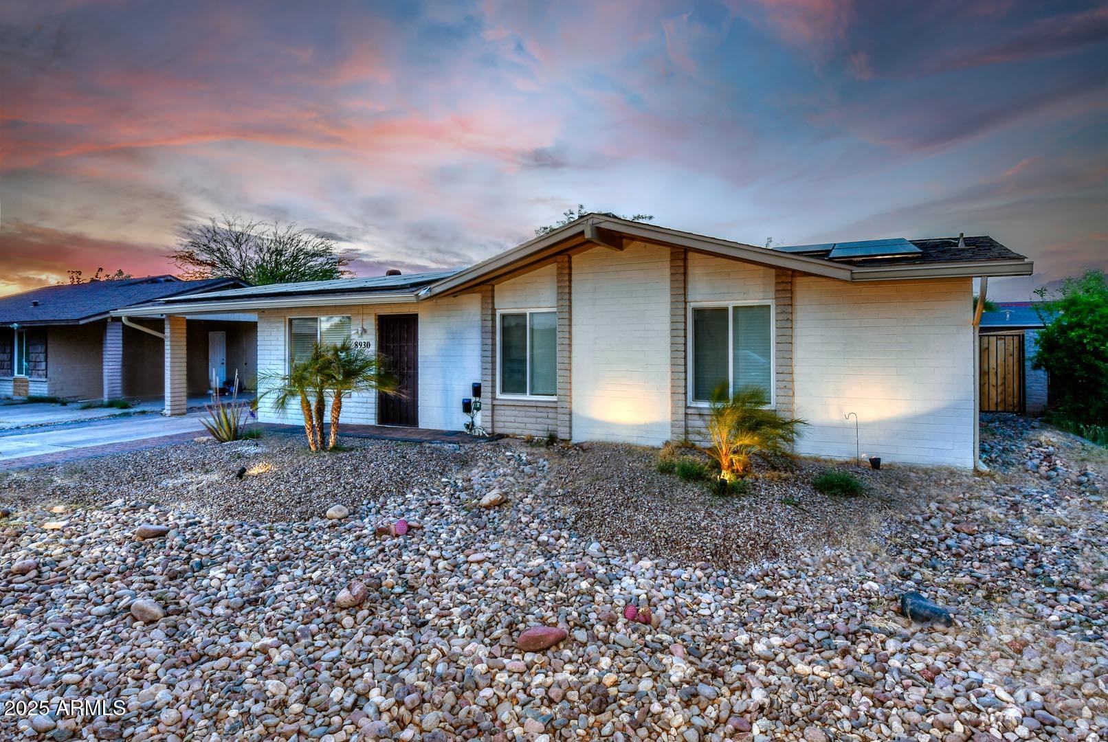 8930 W SELLS Drive