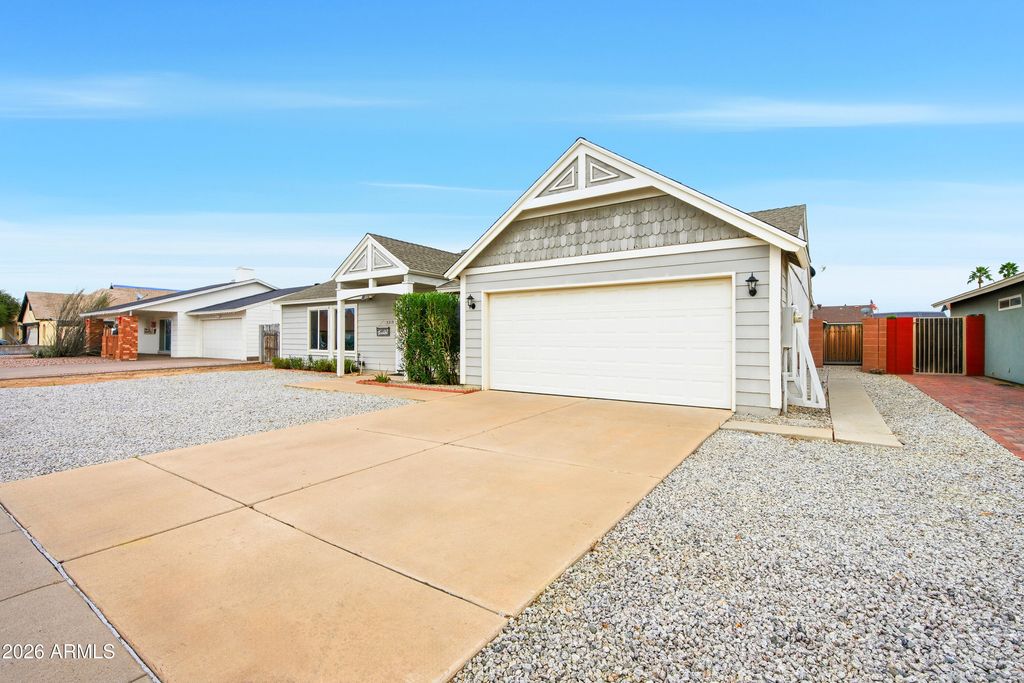 Photo of 5319 W Aster Drive, Glendale, AZ 85304 (MLS # 6965624)