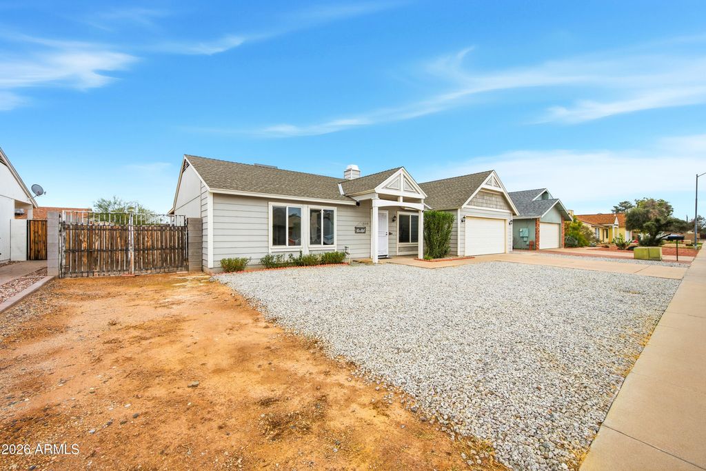 Photo of 5319 W Aster Drive, Glendale, AZ 85304 (MLS # 6965624)