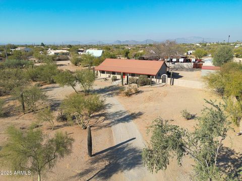 A home in Cave Creek