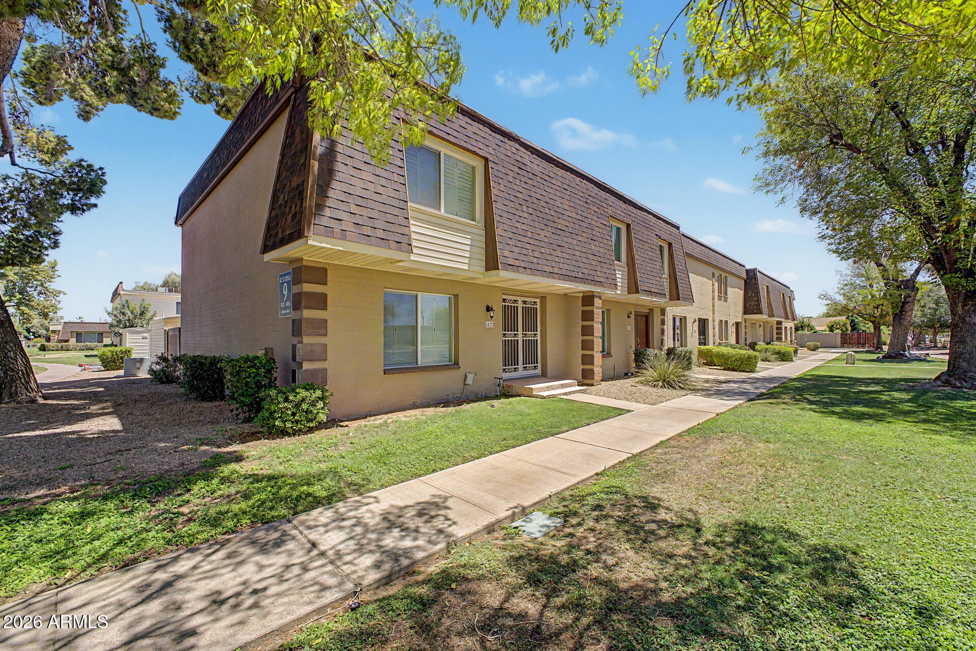8422 E CHAPARRAL Road