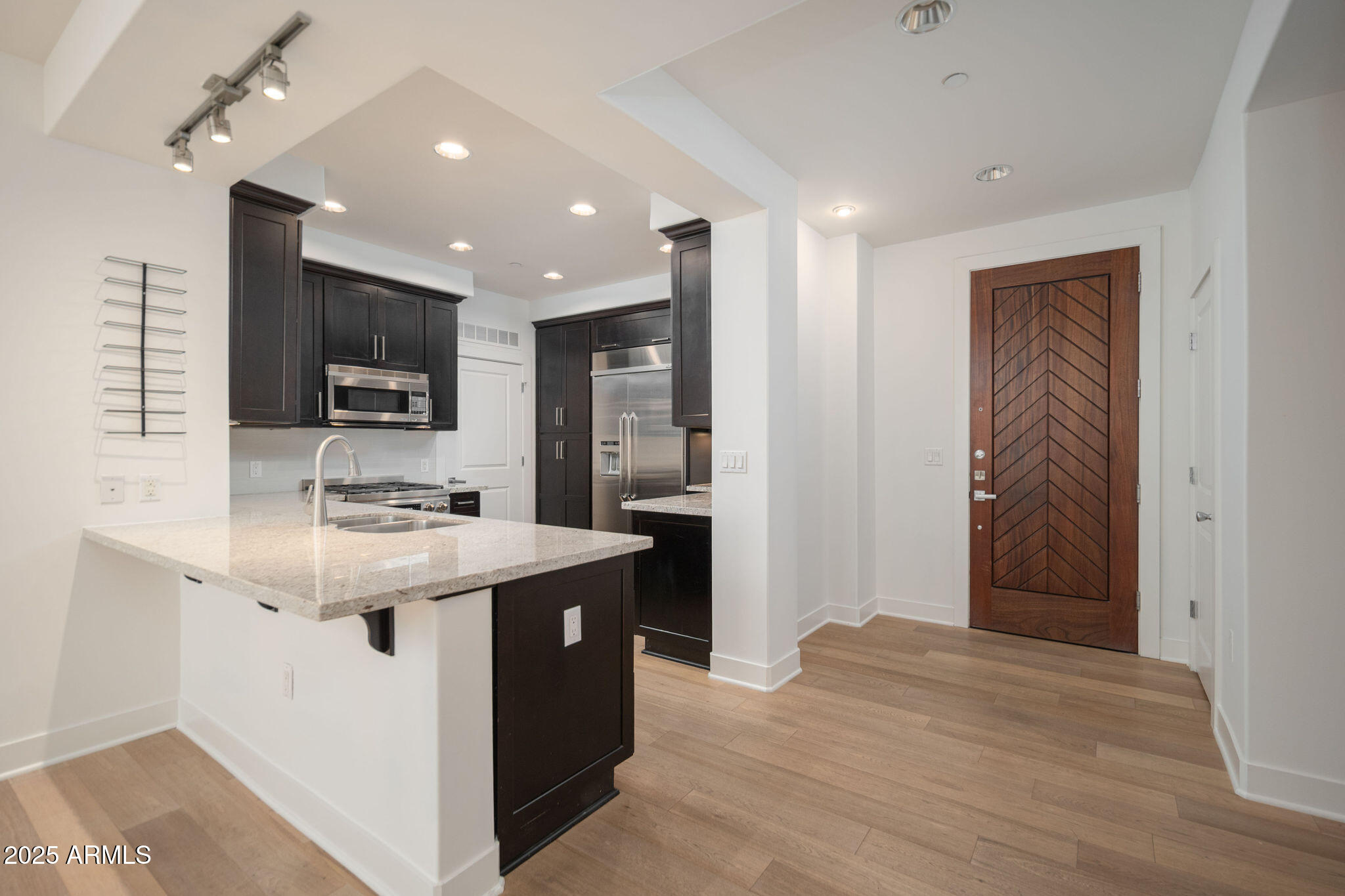 4803 N WOODMERE FAIRWAY -- 1008