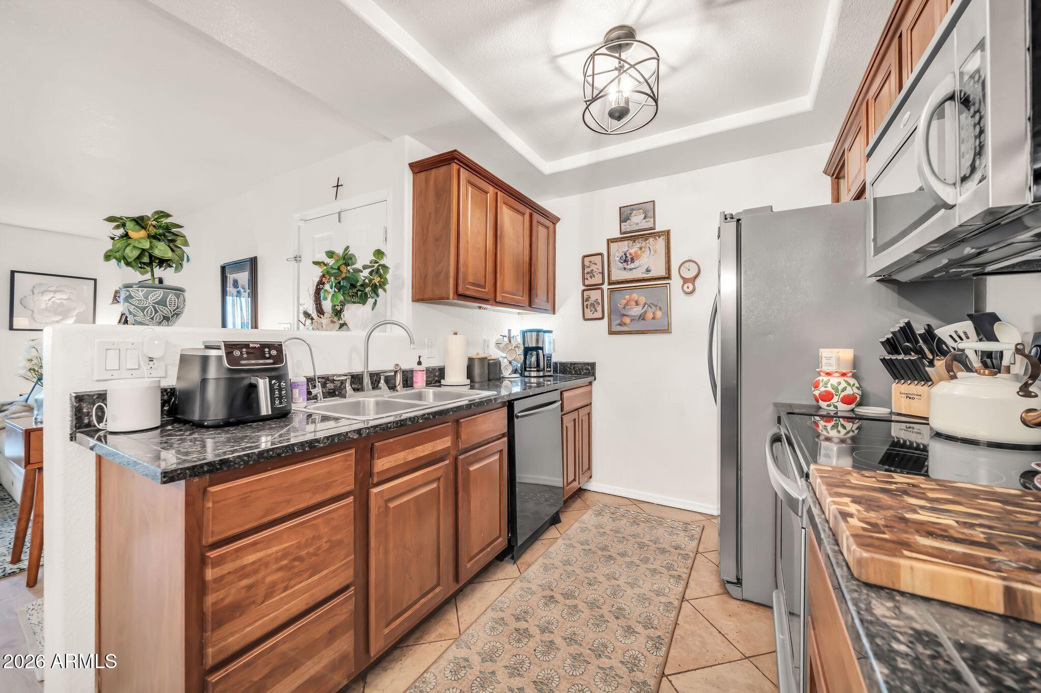 2121 W Royal Palm Road 2074