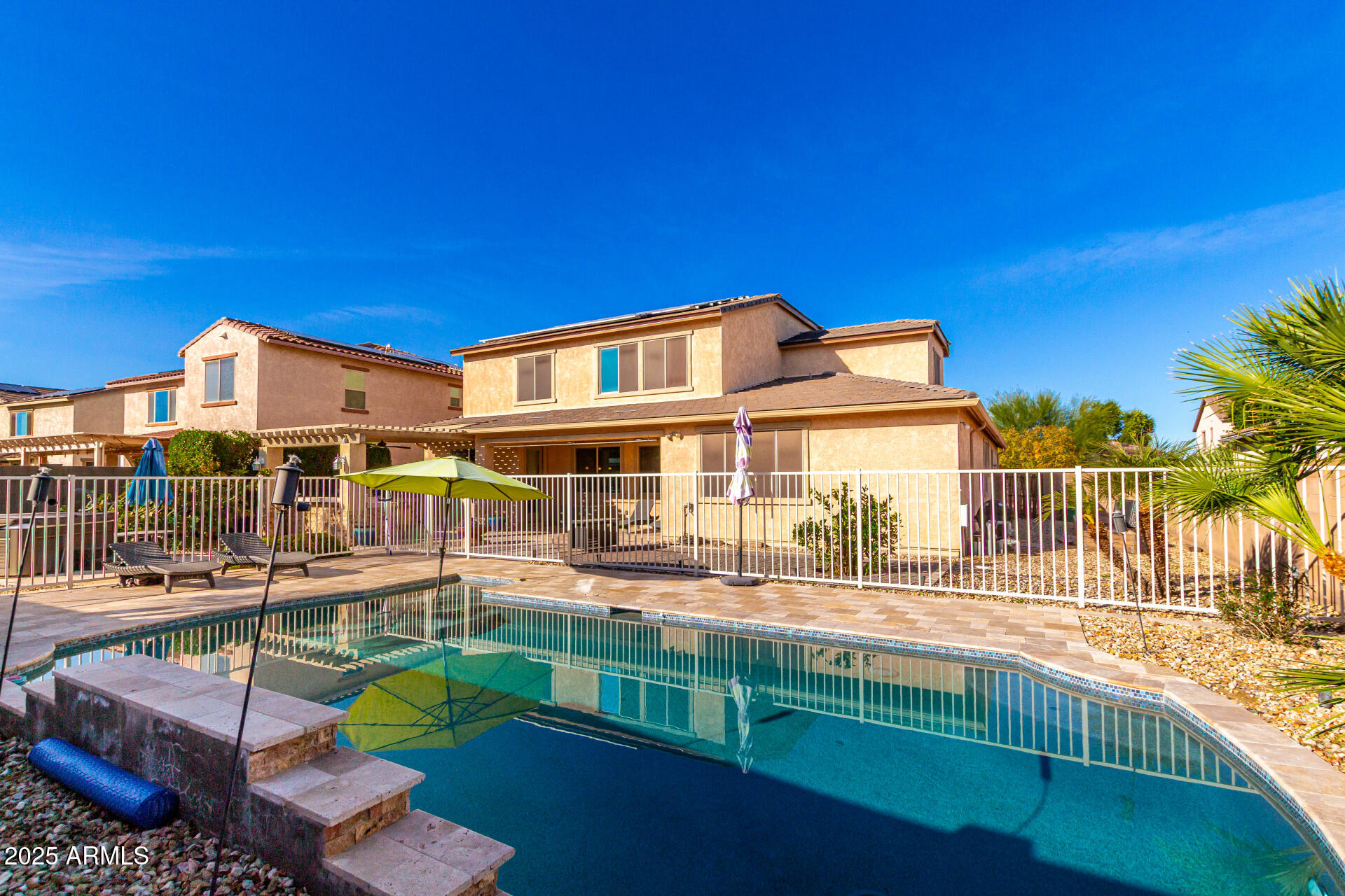 18199 W MACKENZIE Drive