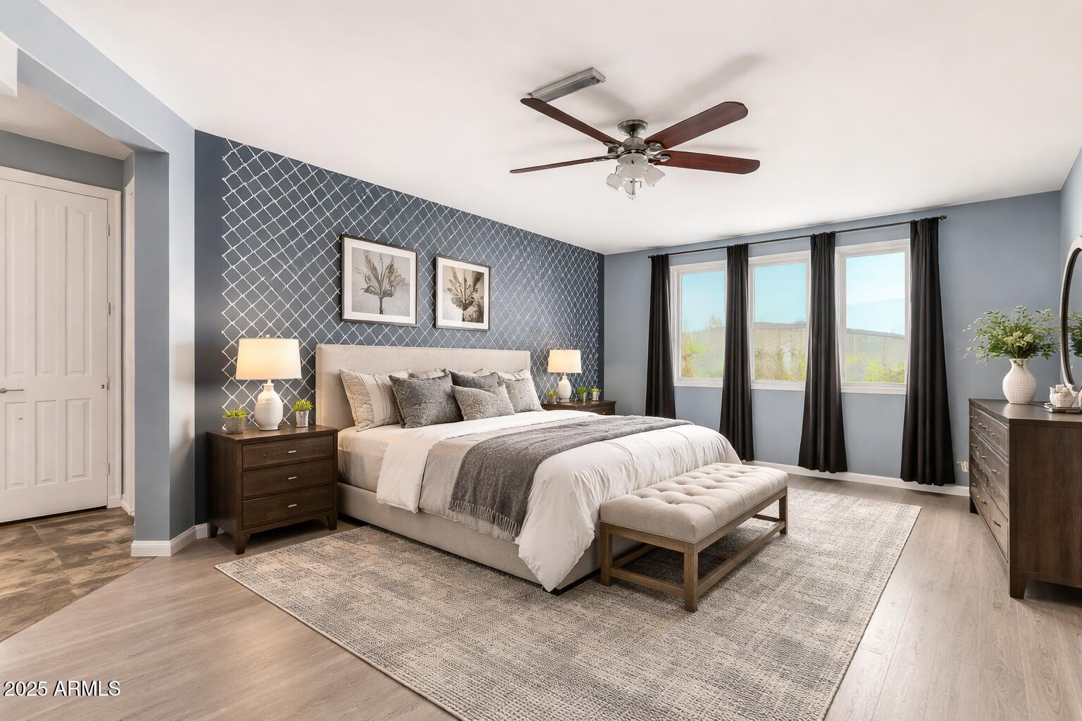 18199 W MACKENZIE Drive