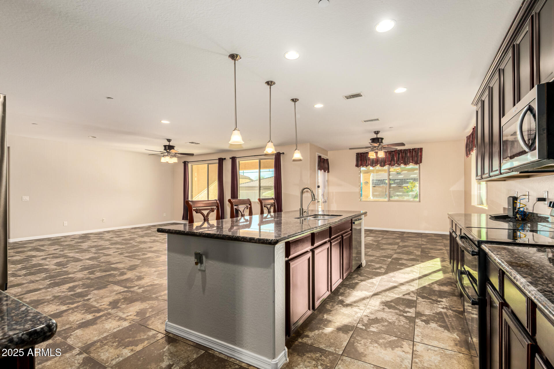 18199 W MACKENZIE Drive