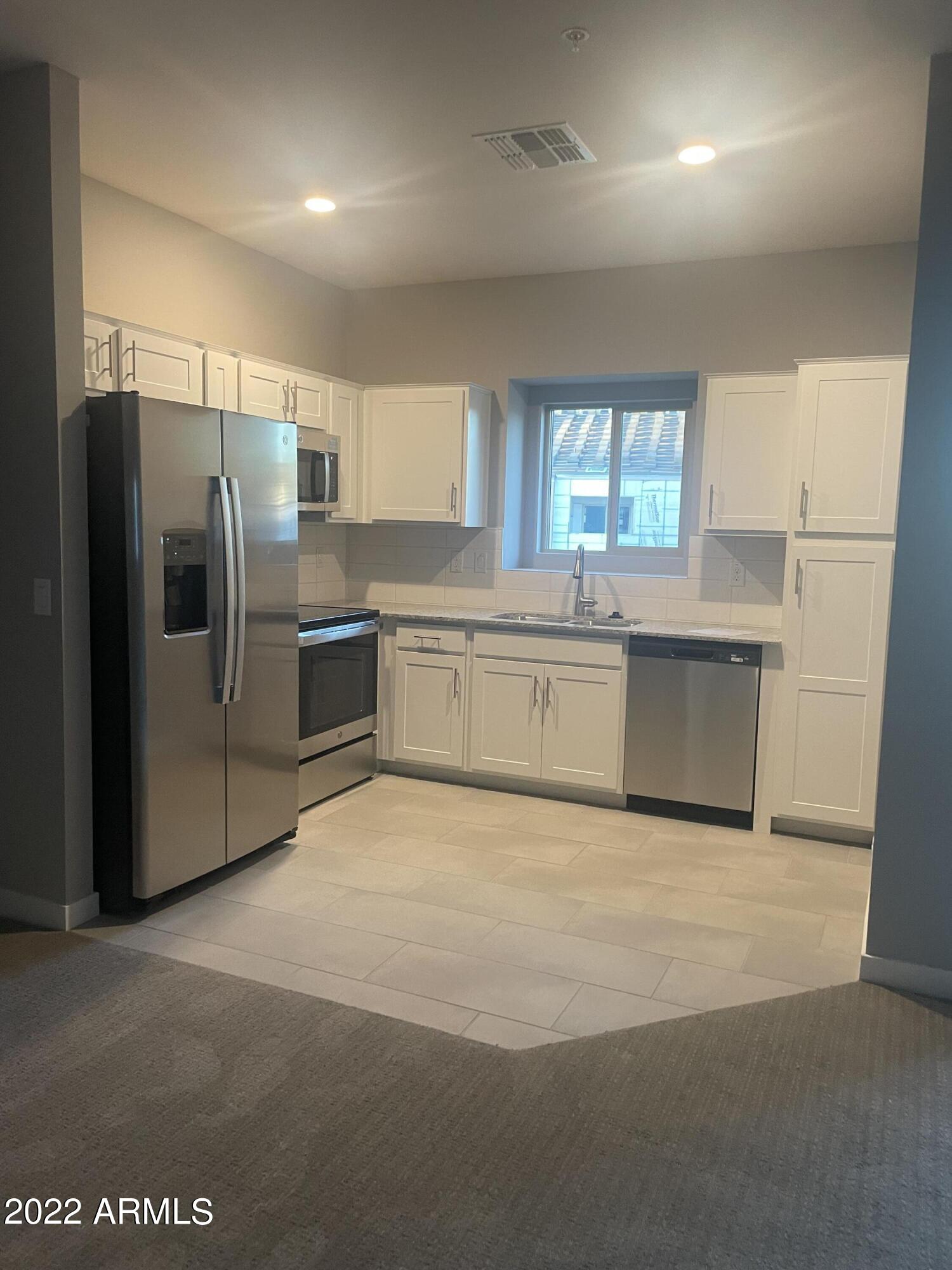 2244 W LAURIE Lane
