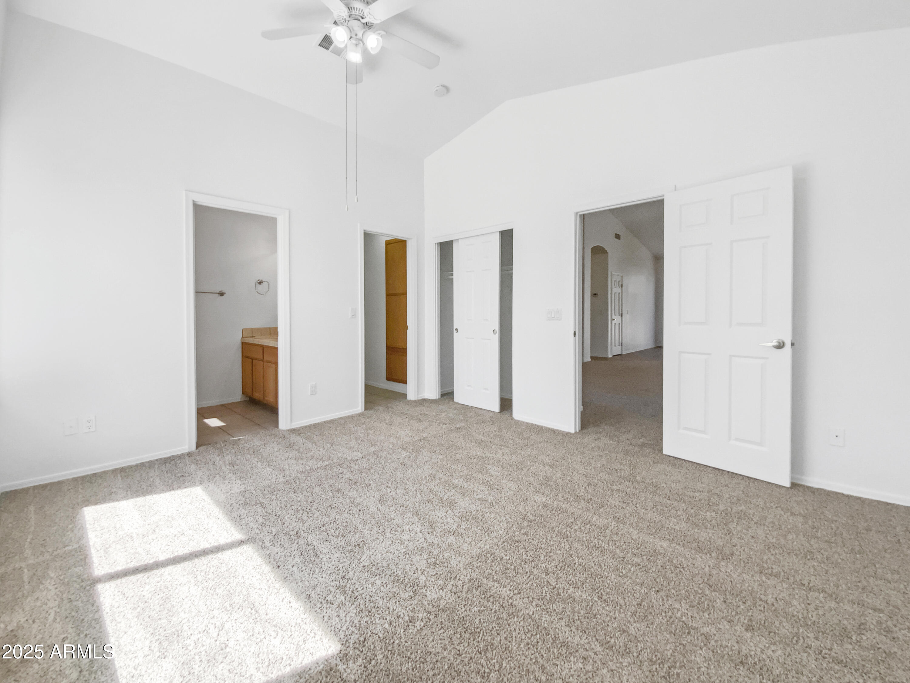 8864 E RAINIER Drive