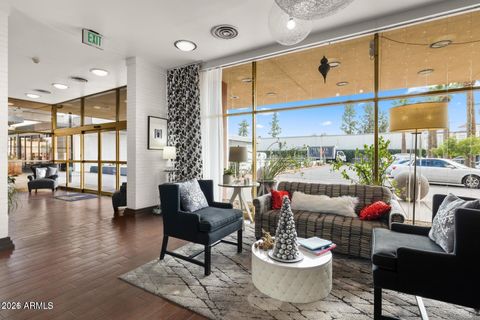 4750 N CENTRAL Avenue 2B Phoenix AZ 85012