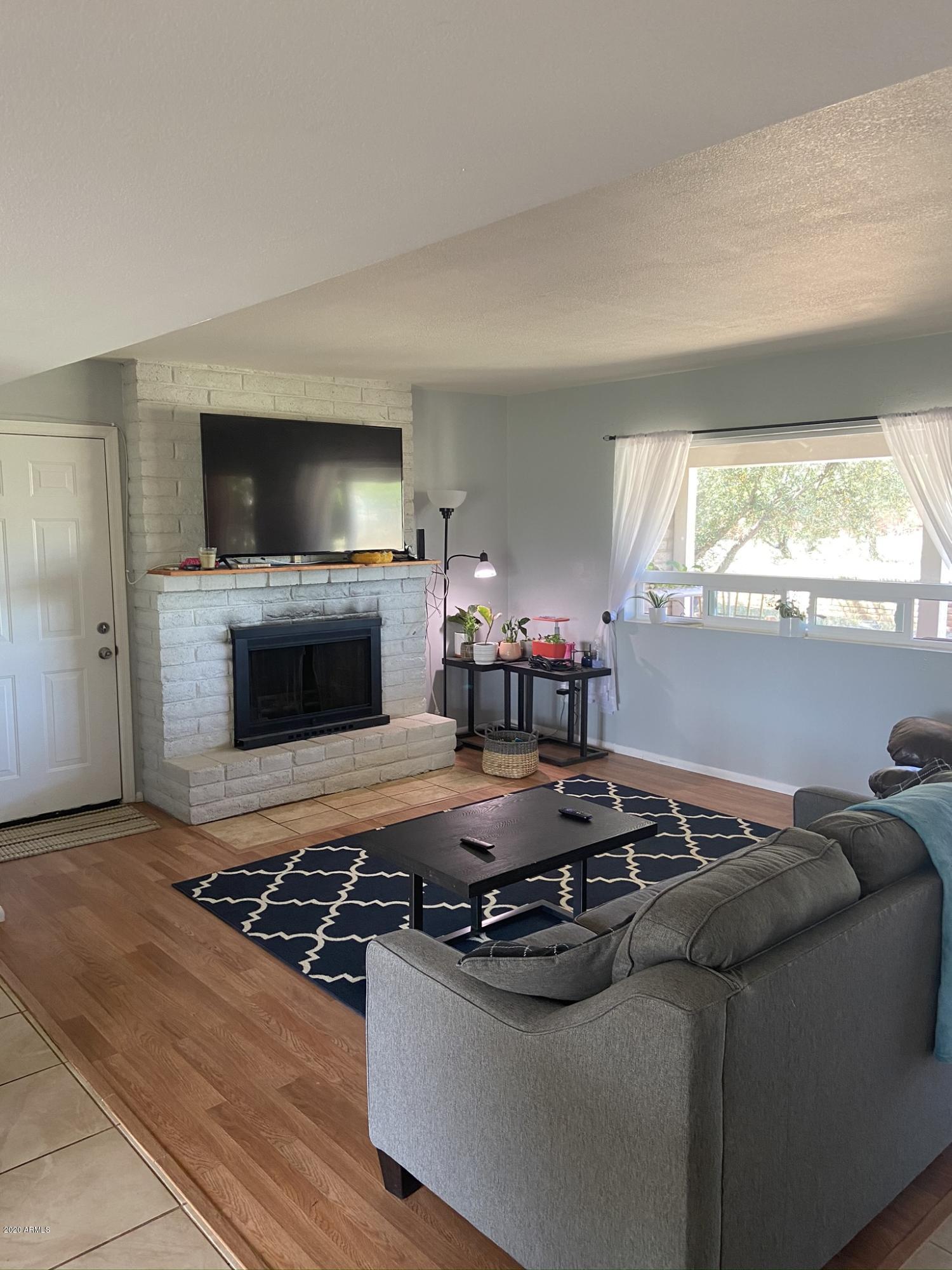 SIERRA VISTA ESTATES UNIT 1 - Residential Lease