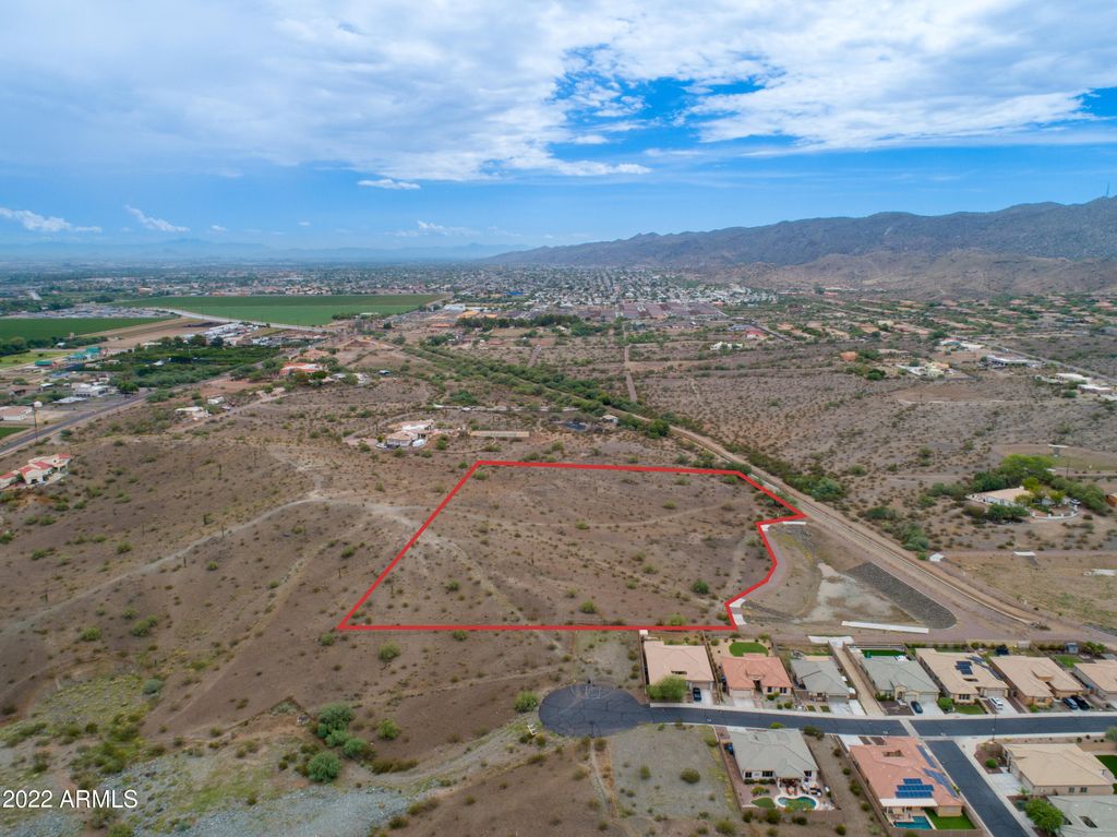 Photo of 2213 W Dobbins Road #A, Phoenix, AZ 85041 (MLS # 6444599)