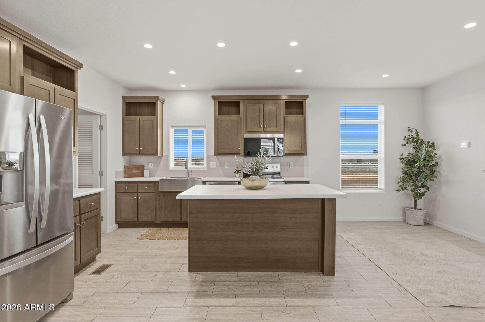 127 W LAXTON CASTLE Way