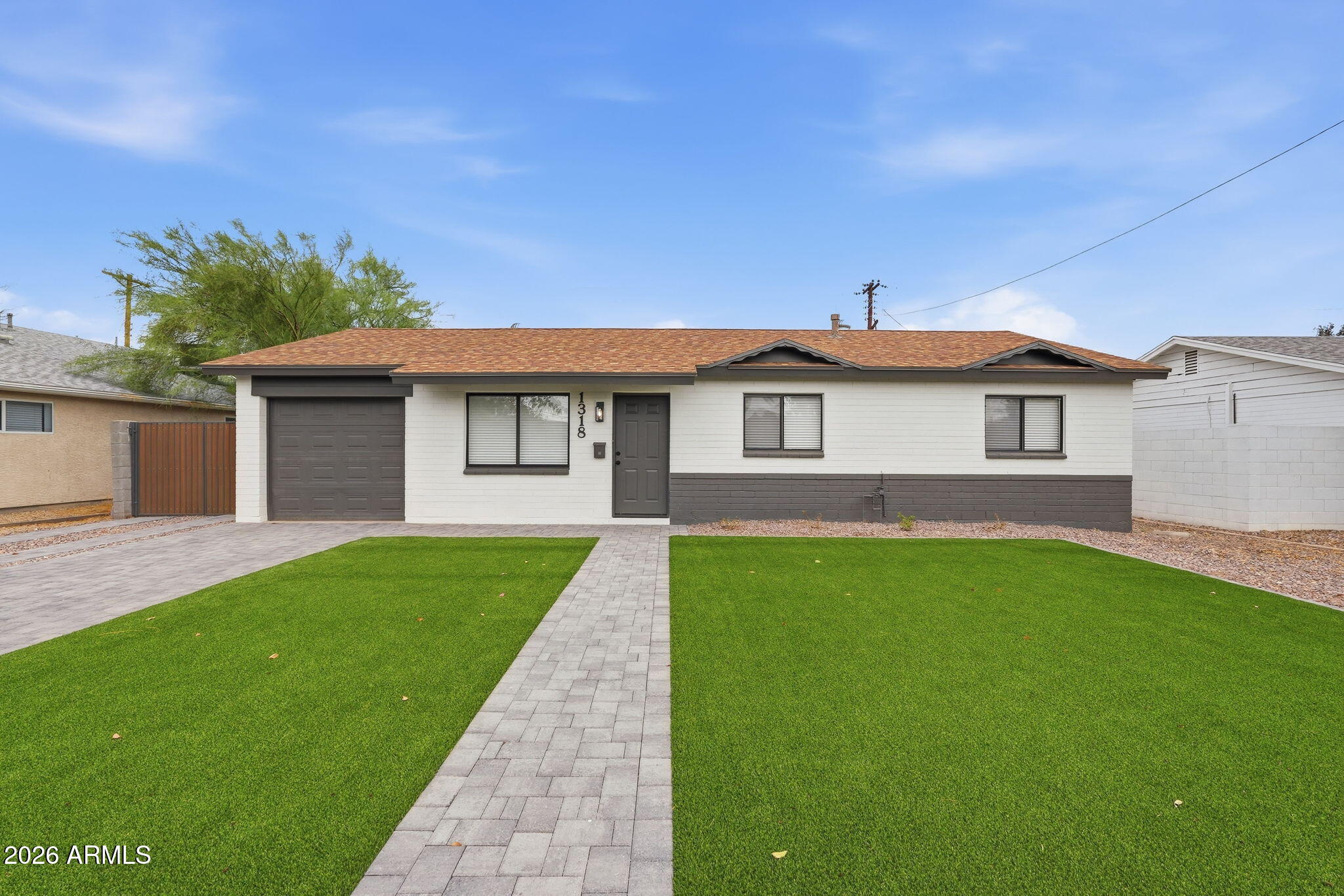 1318 E ORANGE Street