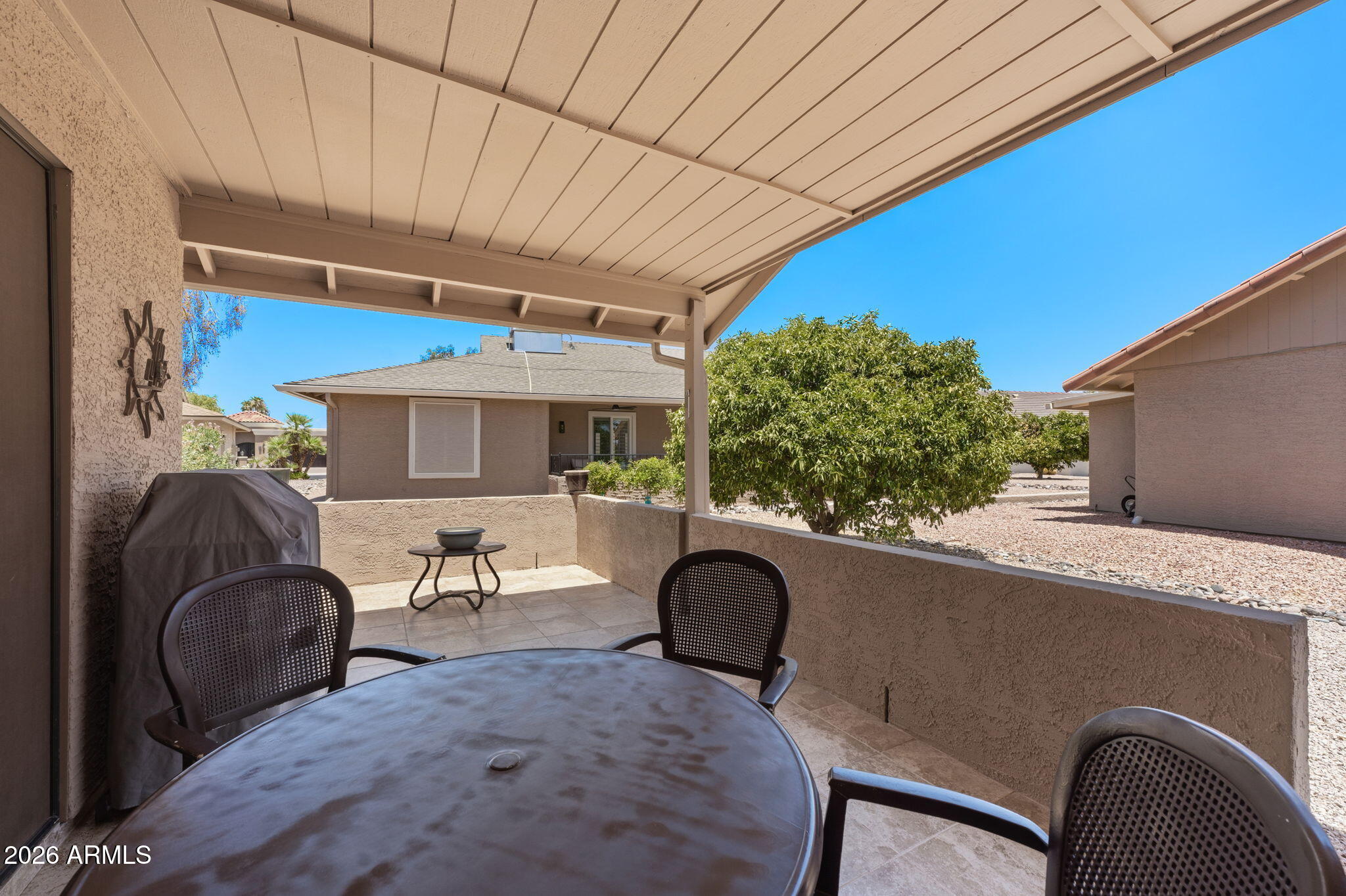 2076 LEISURE WORLD --