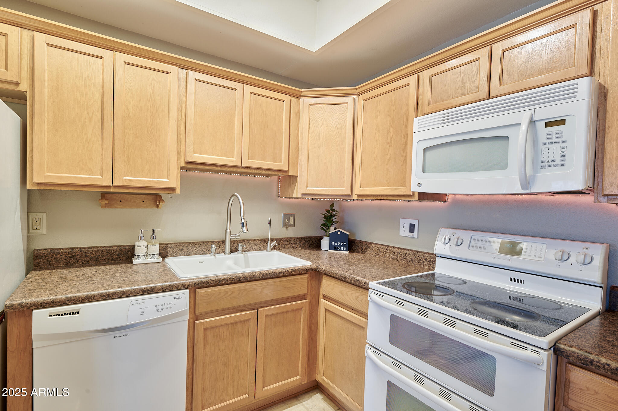 20 S BUENA VISTA Avenue 207