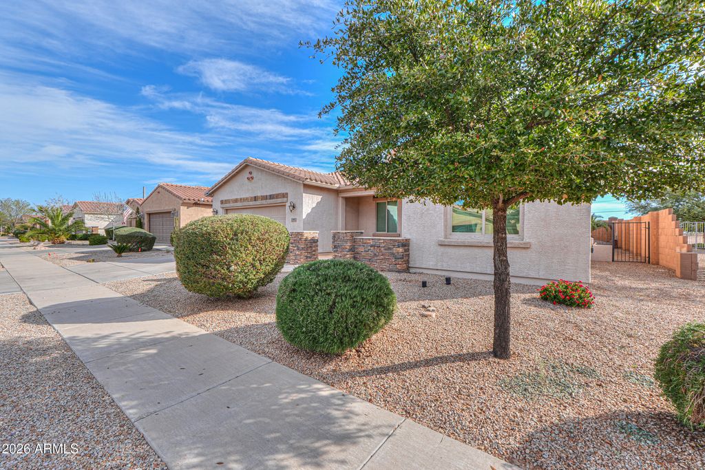 Photo of 40 N Agua Fria Lane, Casa Grande, AZ 85194 (MLS # 6983015)