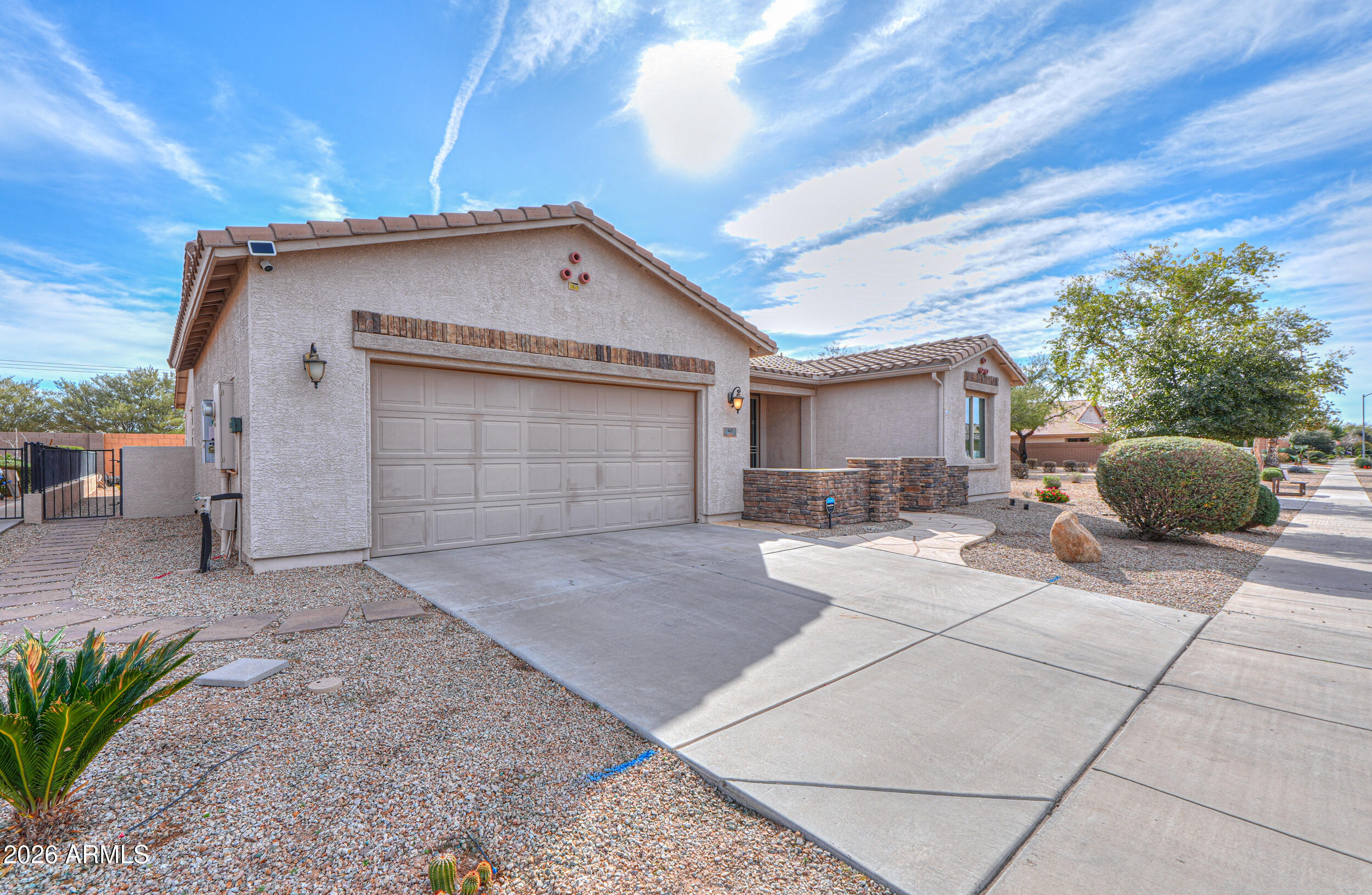 40 N AGUA FRIA Lane