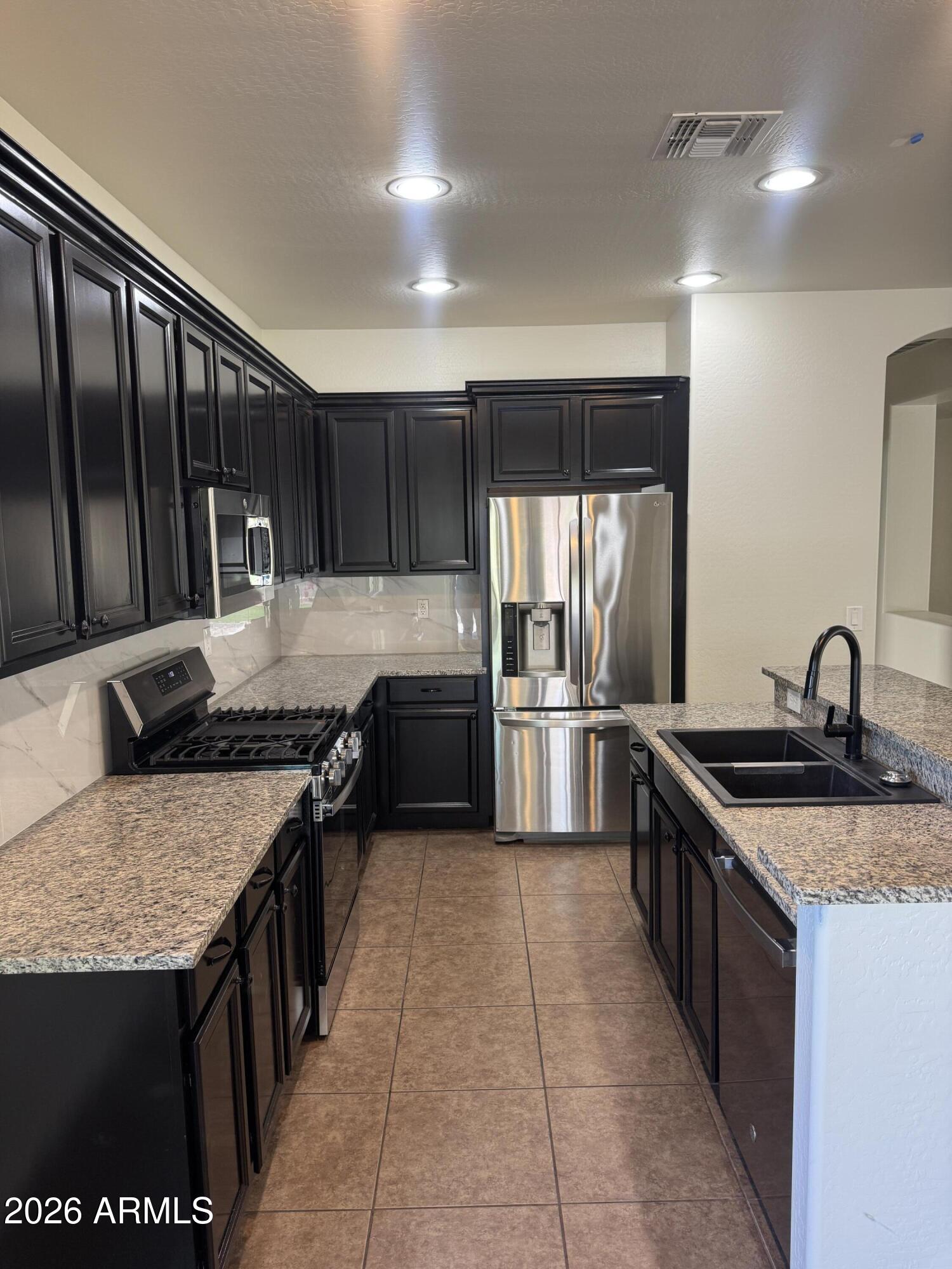 40904 N ELIANA Drive