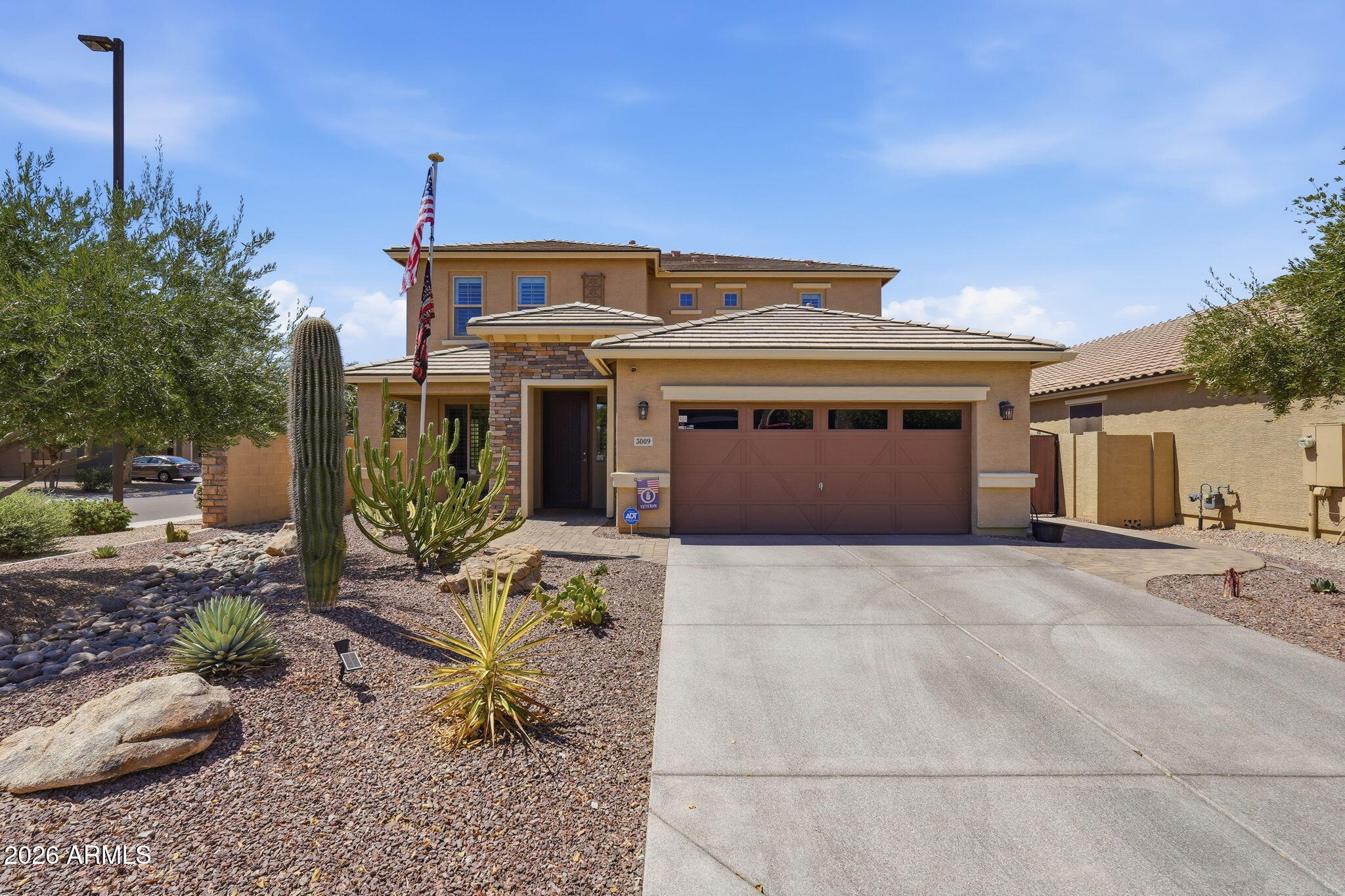 3009 E MEADOWVIEW Drive