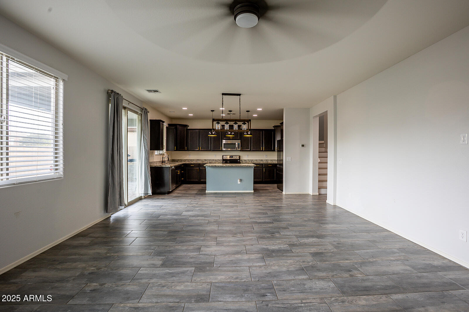 3312 E Russell Street