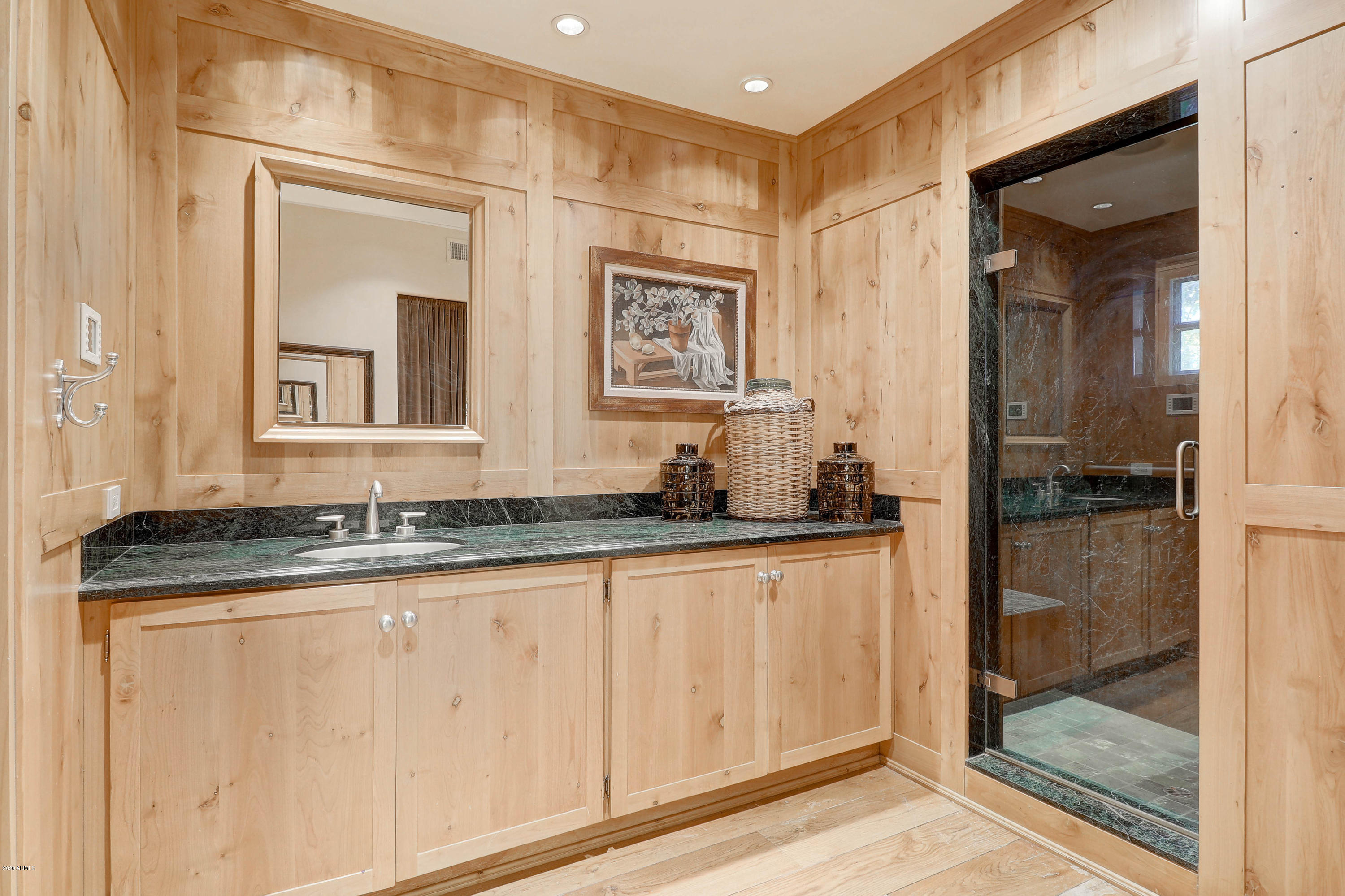 PARADISE HILLS - Residential