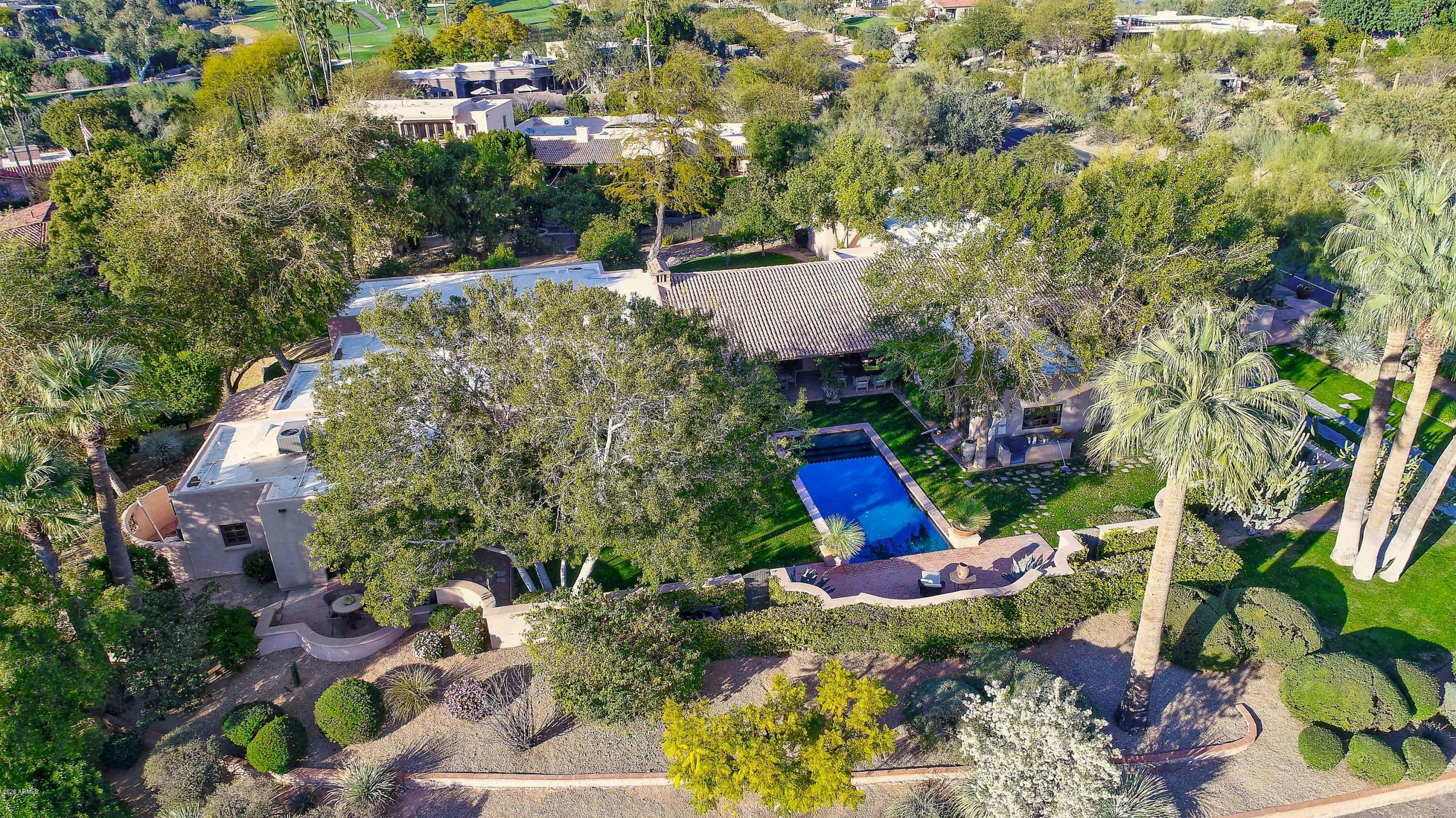 PARADISE HILLS - Residential