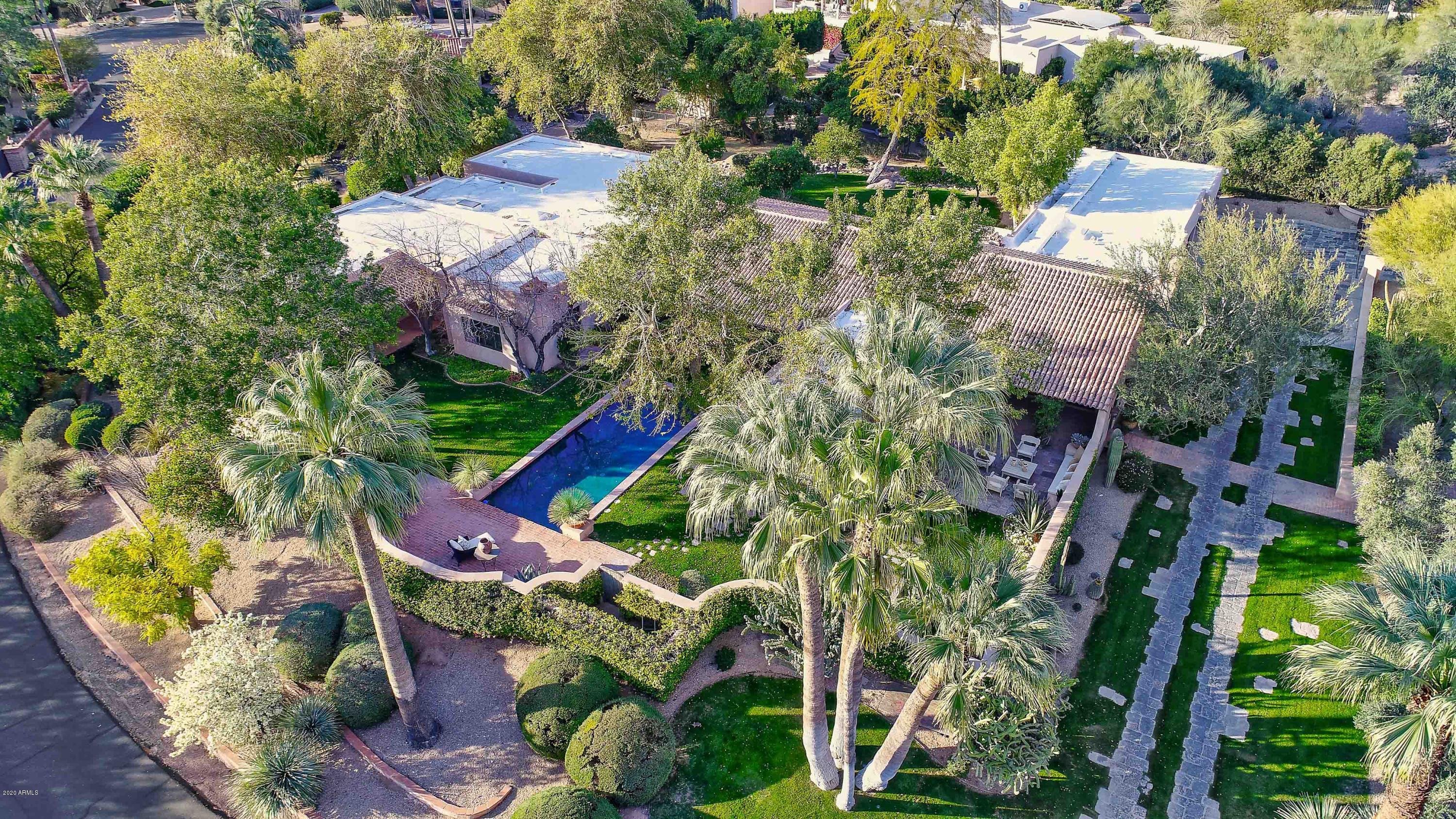 PARADISE HILLS - Residential