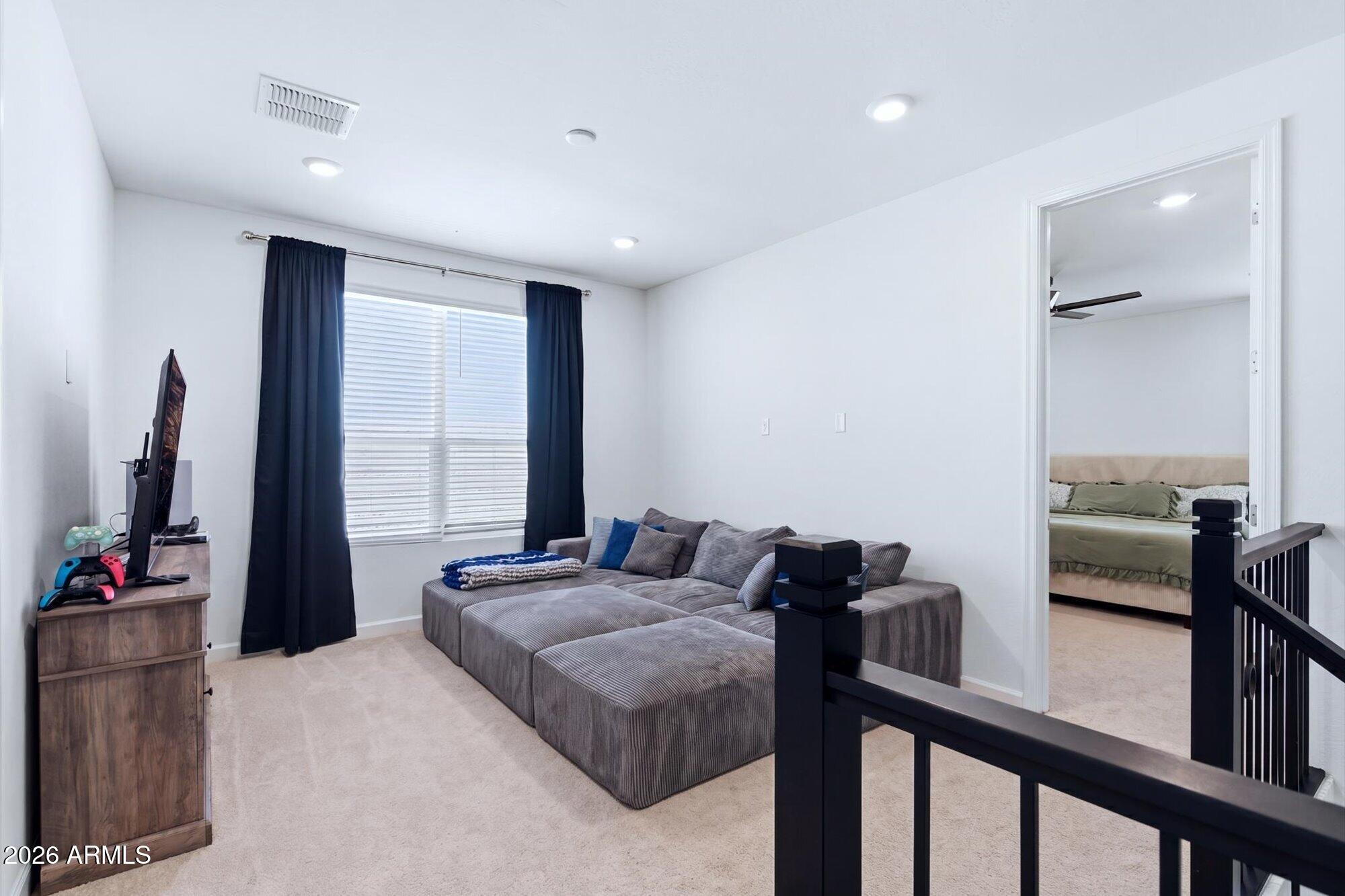 Hillstone-West - Residential