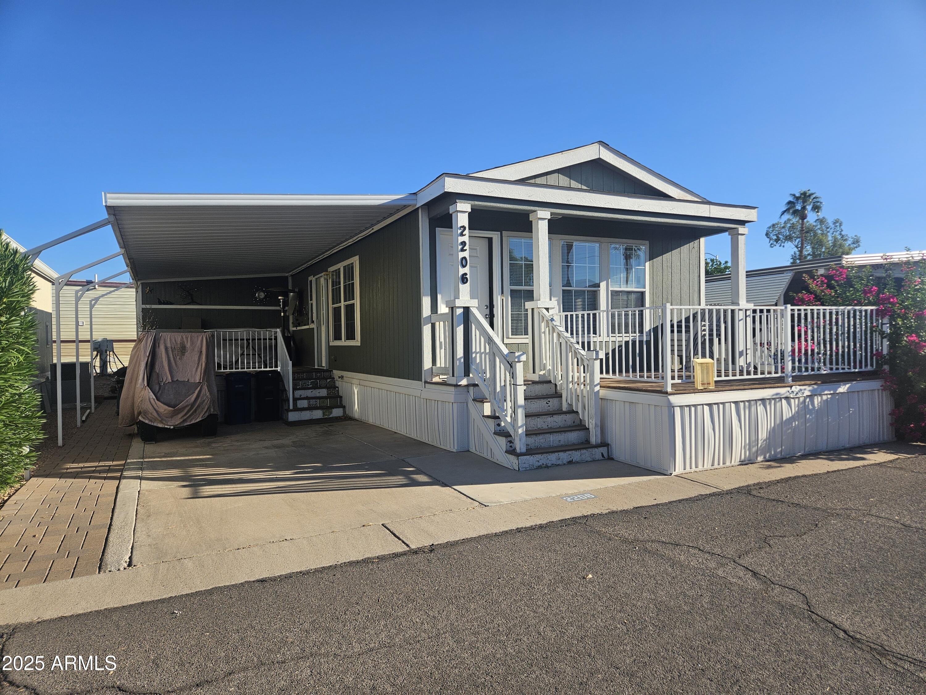 8700 E University Drive 2206