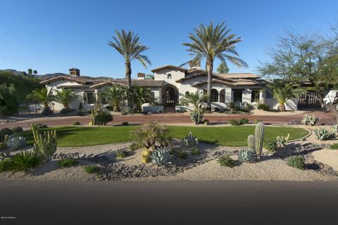 5761 N CASA BLANCA Drive Paradise Valley AZ 85253