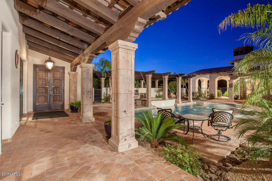 5761 N CASA BLANCA Drive