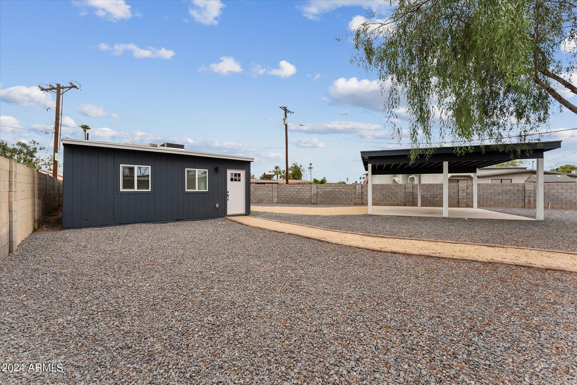 1548 N UPLAND Circle C