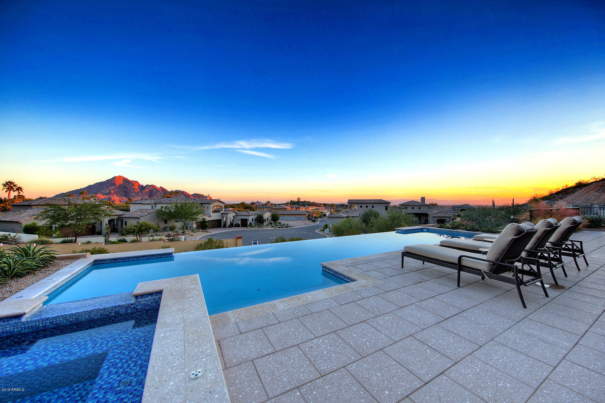 PARADISE RESERVE - Residential