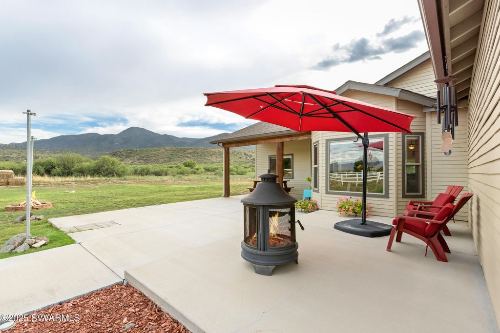 Photo of 455 E Flint Knap Way, Camp Verde, AZ 86322 (MLS # 6934678)