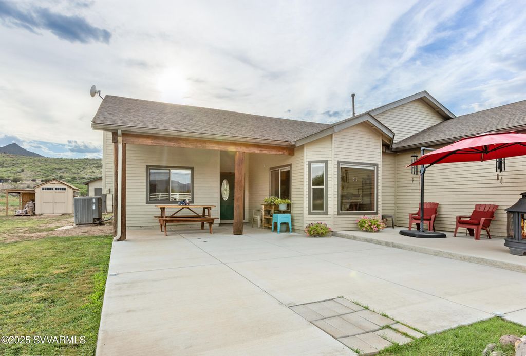 Photo of 455 E Flint Knap Way, Camp Verde, AZ 86322 (MLS # 6934678)