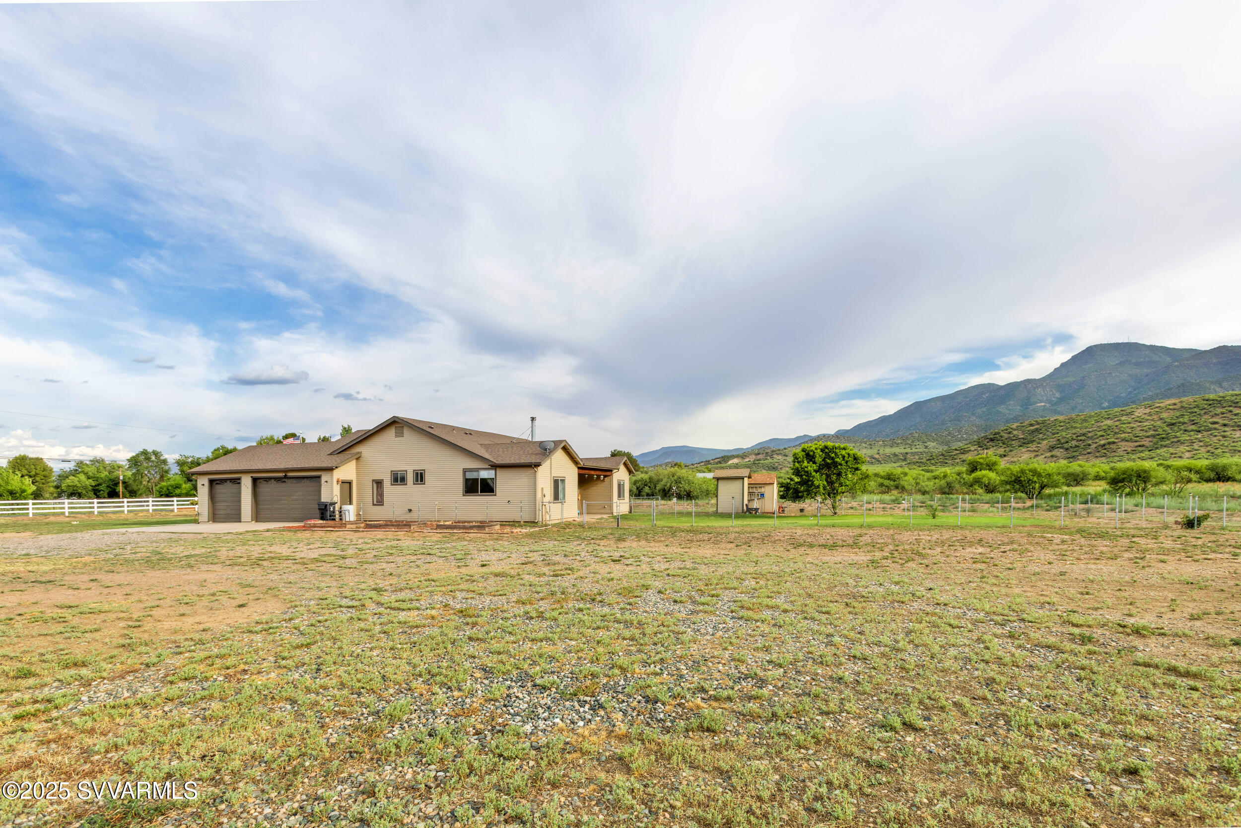 Camp Verde, Arizona 86322, United States, 3 Bedrooms Bedrooms, ,2 BathroomsBathrooms,Residential,Active,228463