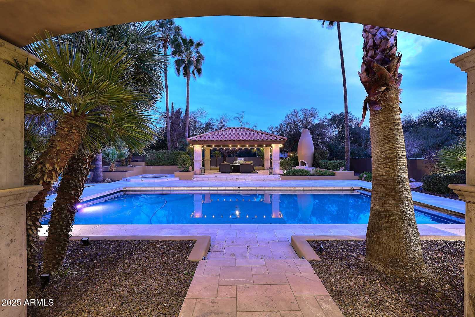 10365 E PARADISE Drive