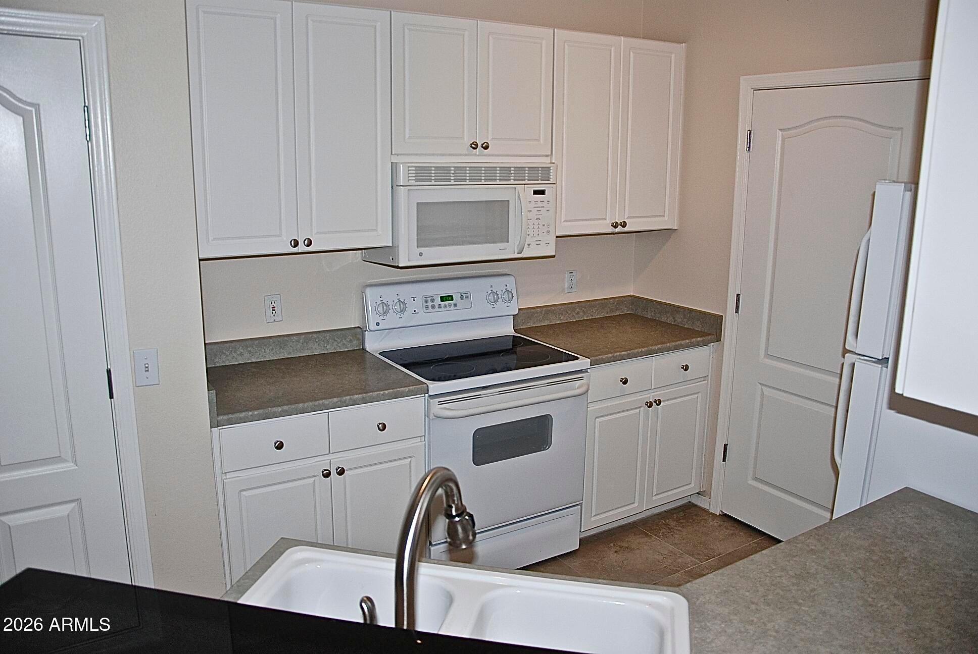 1701 E Colter Street Unit 286
