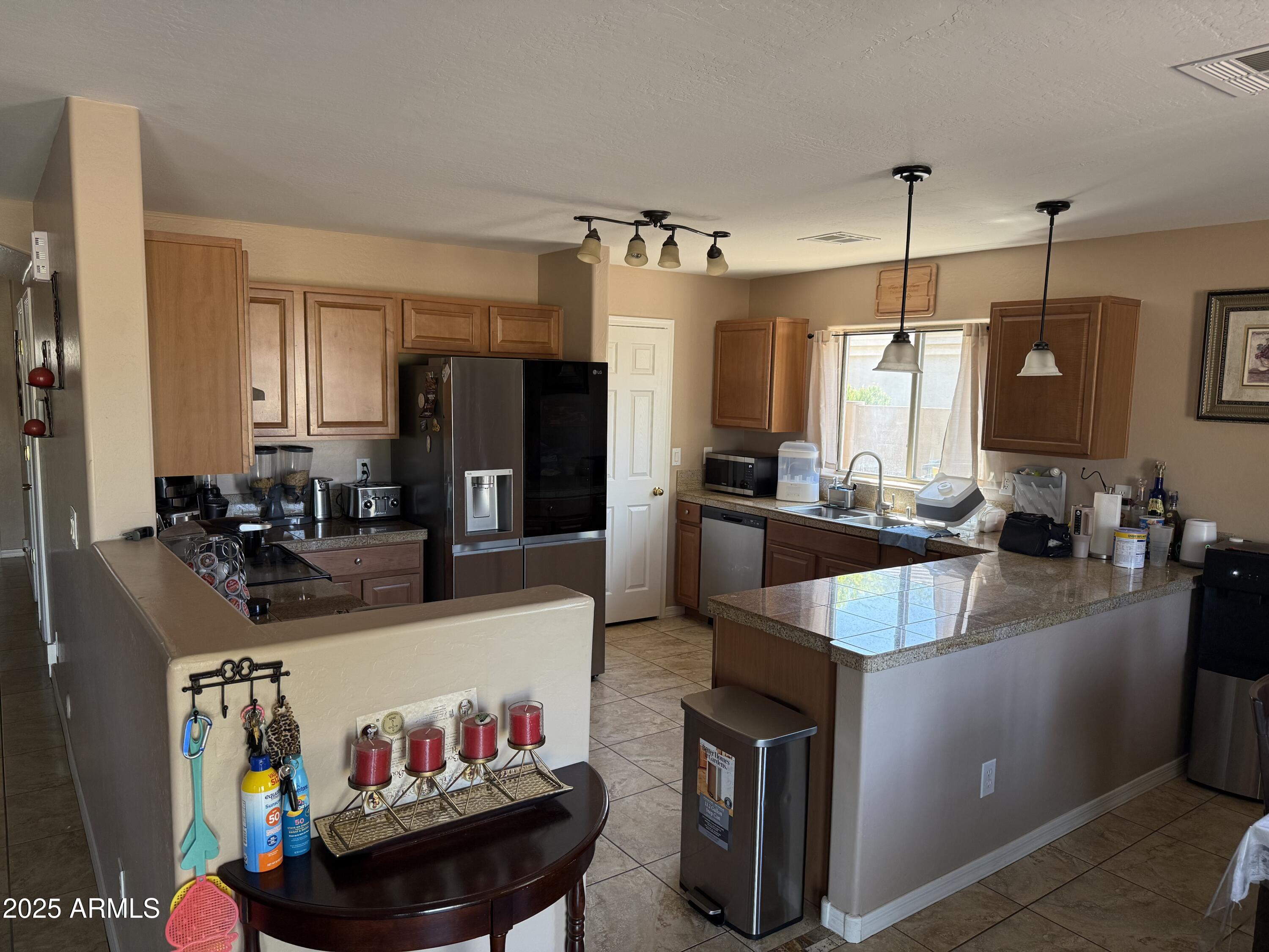 325 N 21ST Circle