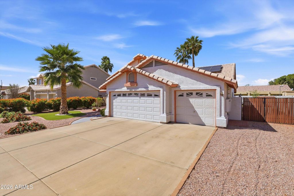 Photo of 18230 N 61st Dr. Drive, Glendale, AZ 85308 (MLS # 7001881)