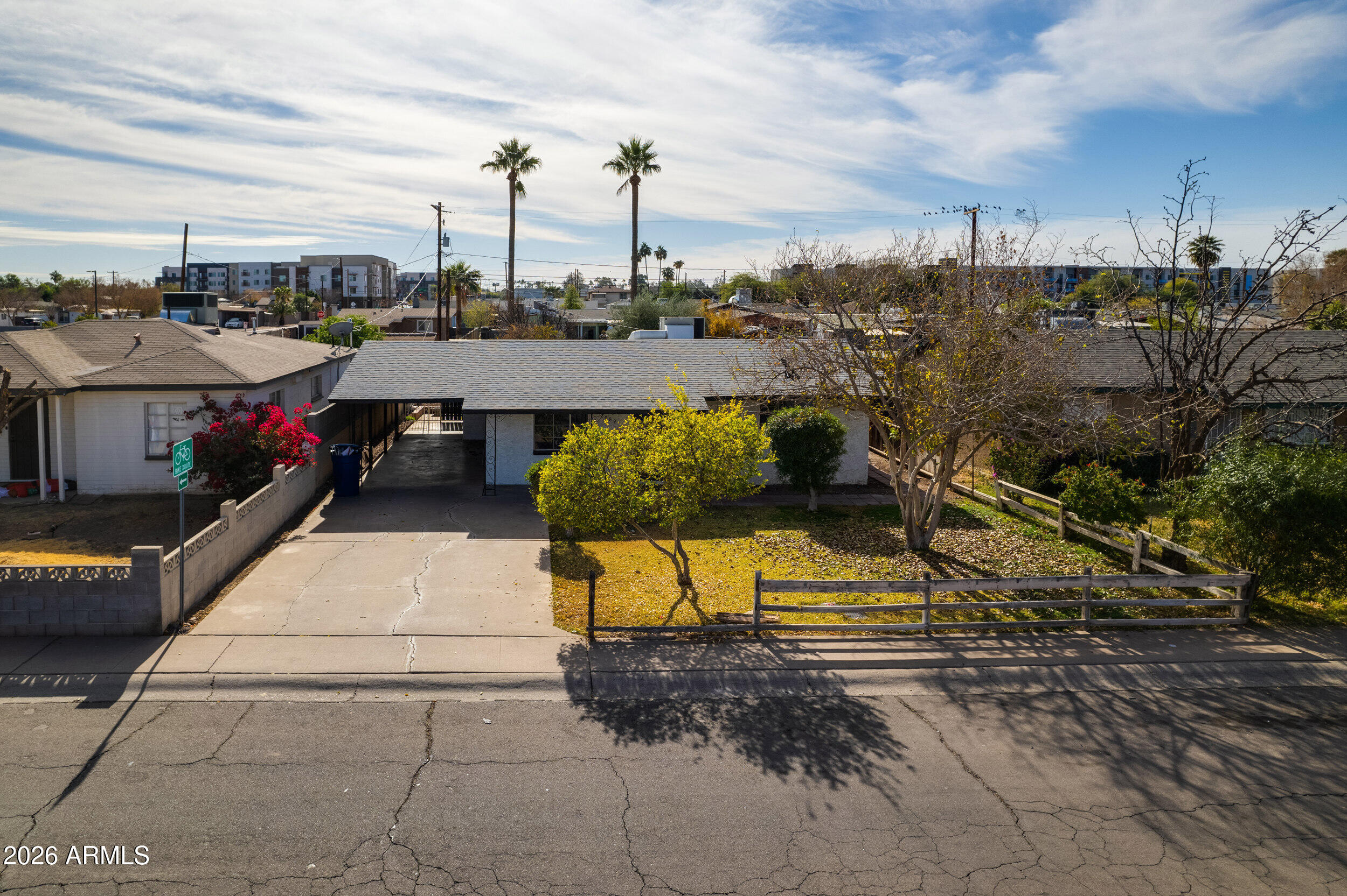 2089 E DON CARLOS Avenue