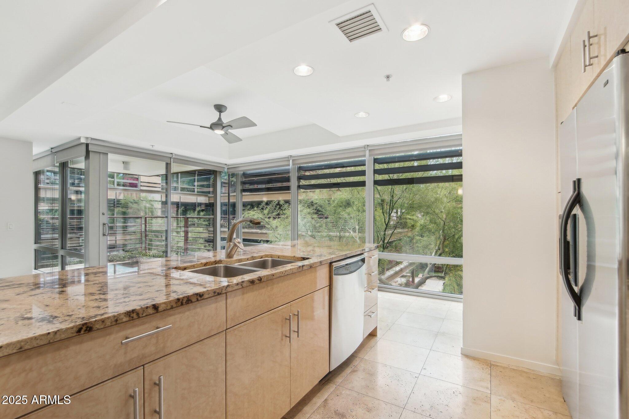 7131 E RANCHO VISTA Drive 3001